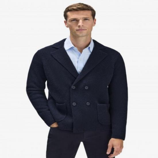 Men's navy double-breasted knit blazer​​