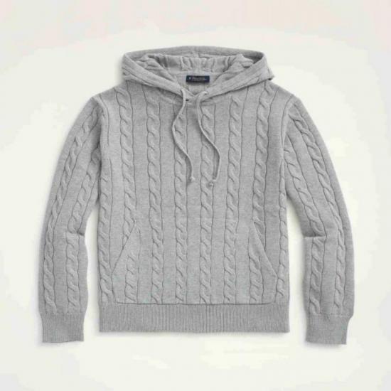 Cable knit hooded sweater in light gray