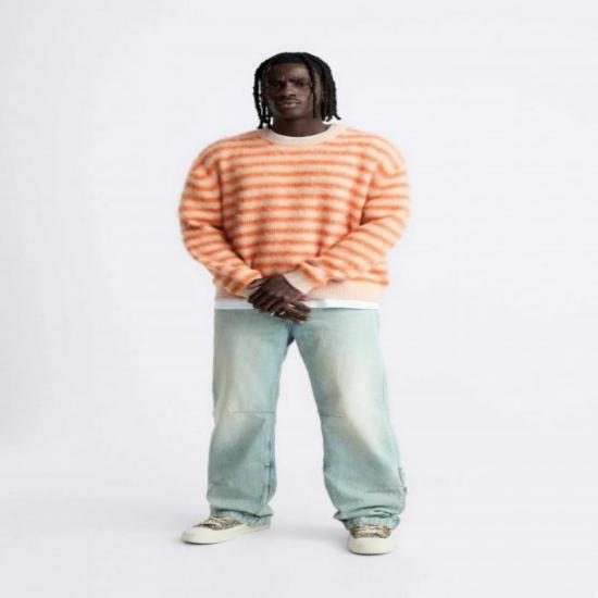 Ribbed round neck sweater with stripes